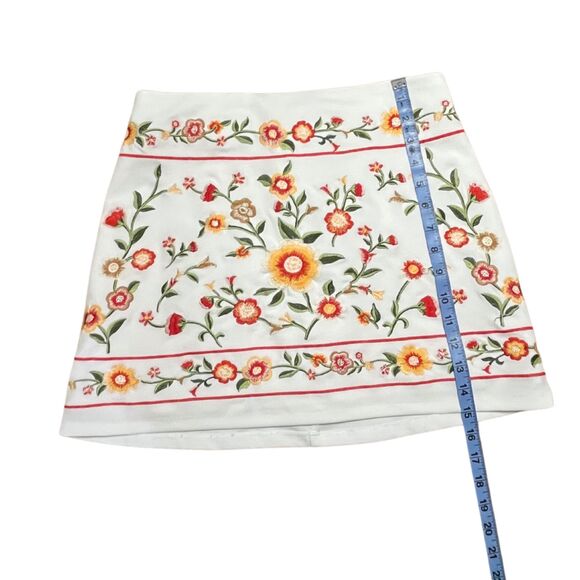 Forever 21 Floral Embroidered Mini Skirt - White, Red, Yellow, Green - Picture 4 of 8
